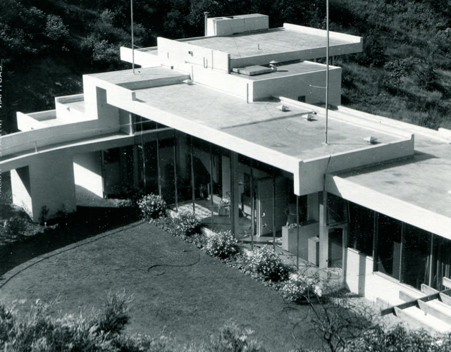 Featured image for “R.M. Schindler house for Henwar Rodakiewicz: photographs found”